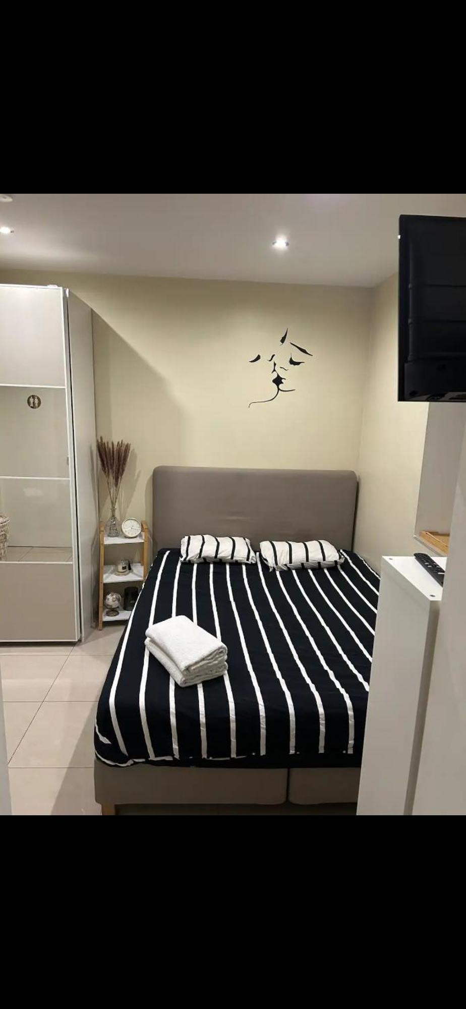 Appartement Spacieux Avec Terrasse Et Garage Prive Брюссель Экстерьер фото