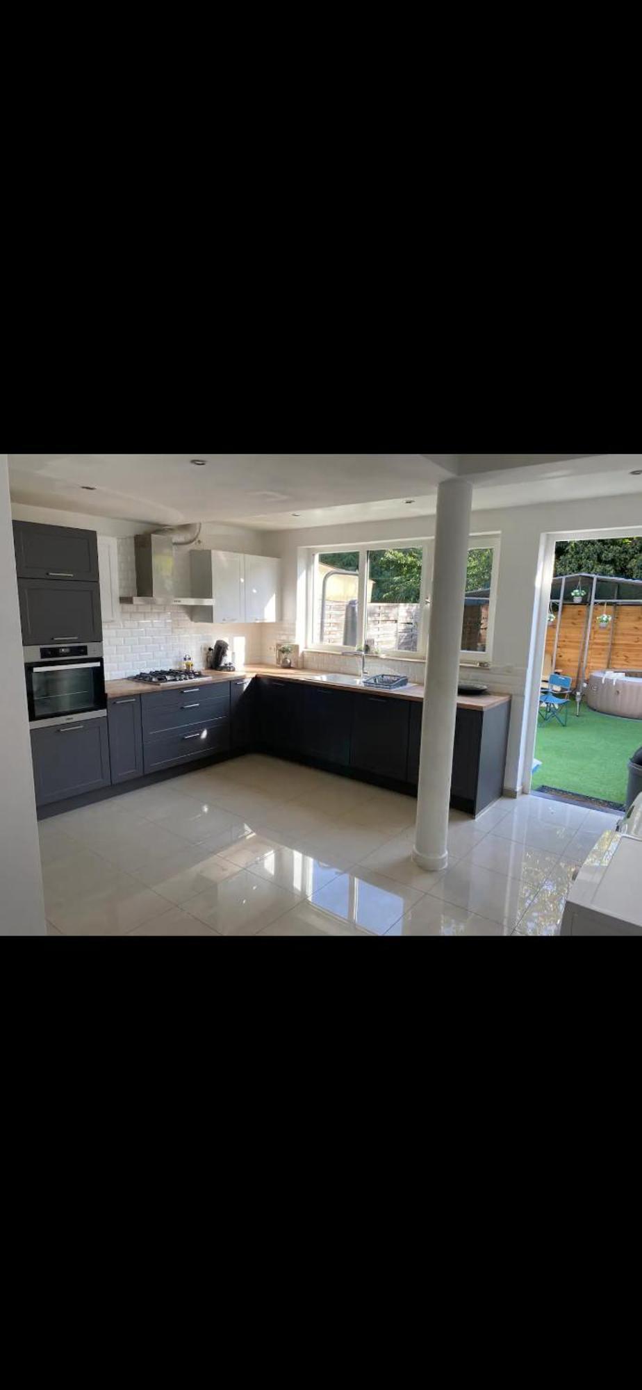 Appartement Spacieux Avec Terrasse Et Garage Prive Брюссель Экстерьер фото